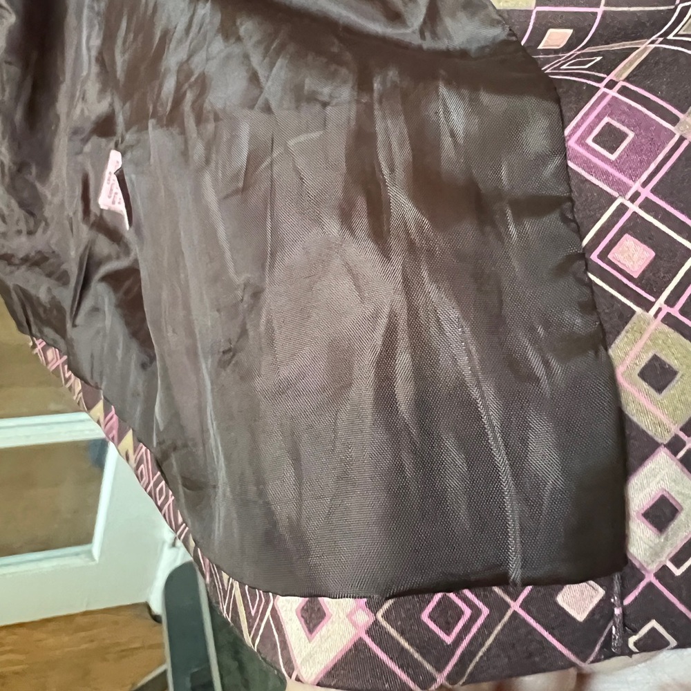 Stylish Patterned Coat - image 6